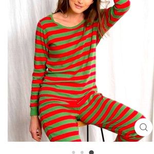 Leveret women's pajama in red and green stripes size XS 100% cotton